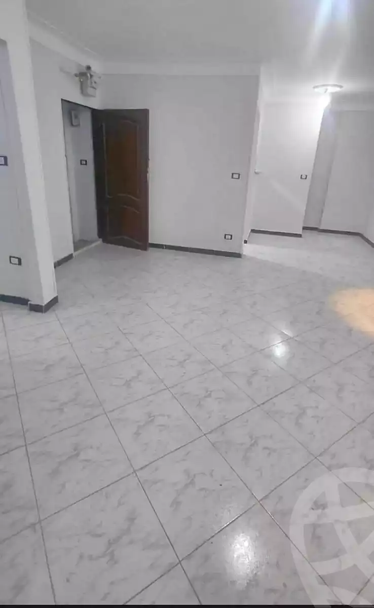 https://aqarmap.com.eg/ar/listing/7006053-for-sale-alexandria-sydy-bshr-sydy-bshr-bhry