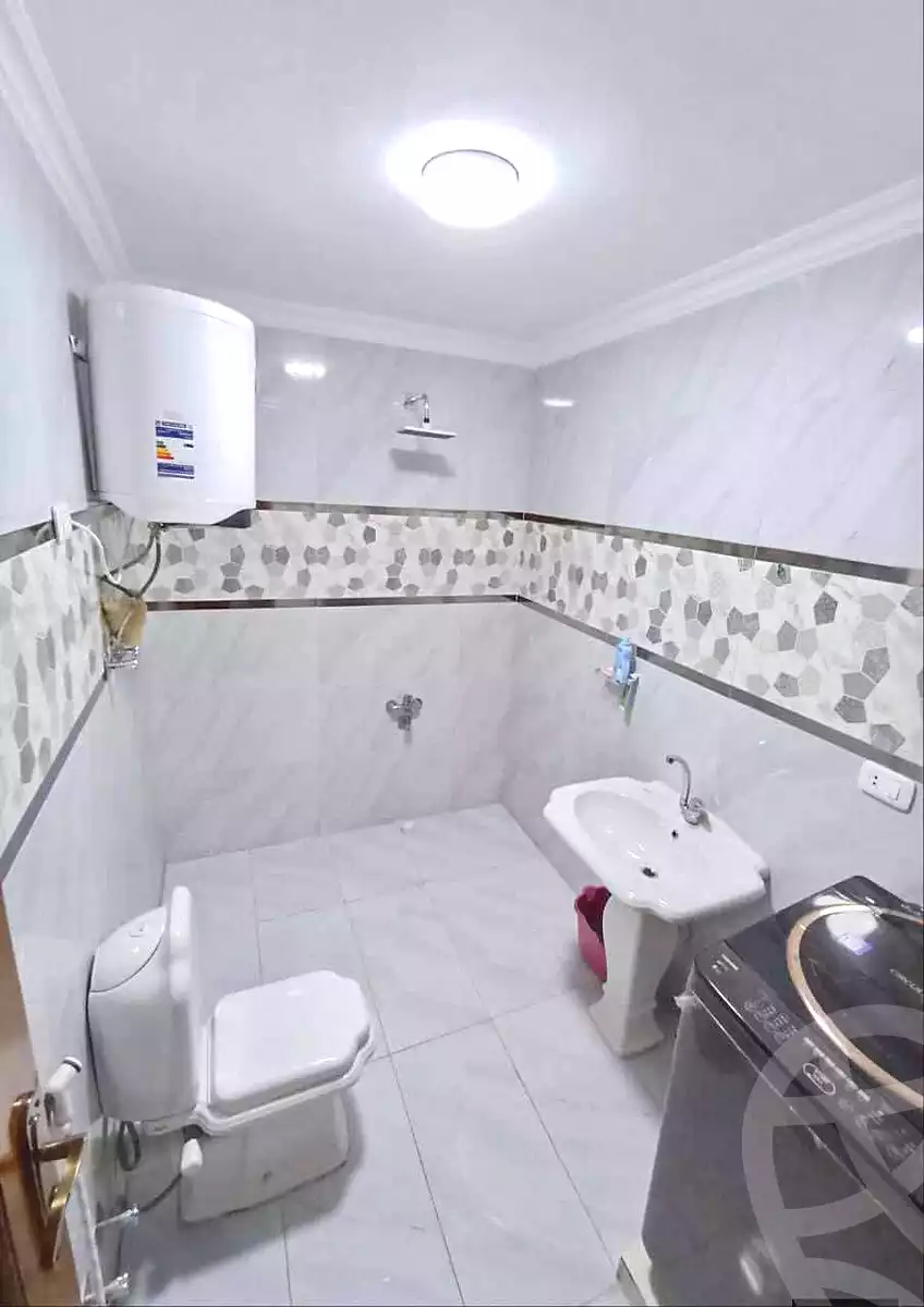 https://aqarmap.com.eg/ar/listing/7006059-for-sale-cairo-ain-shams-ahmed-esmat-st