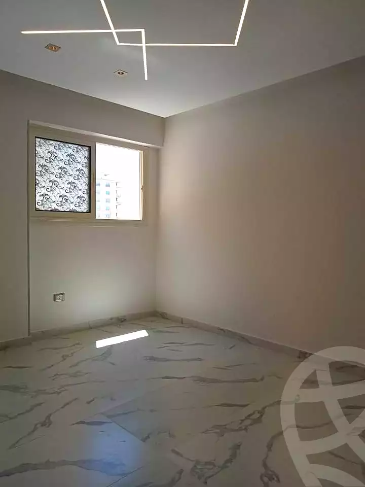 https://aqarmap.com.eg/ar/listing/7006244-for-sale-alexandria-el-asafra-l-sfr-bhry