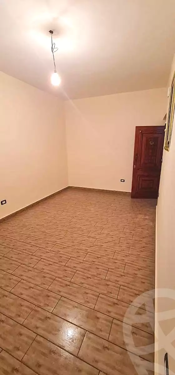 https://aqarmap.com.eg/ar/listing/7006309-for-rent-alexandria-al-agamy-lbytsh