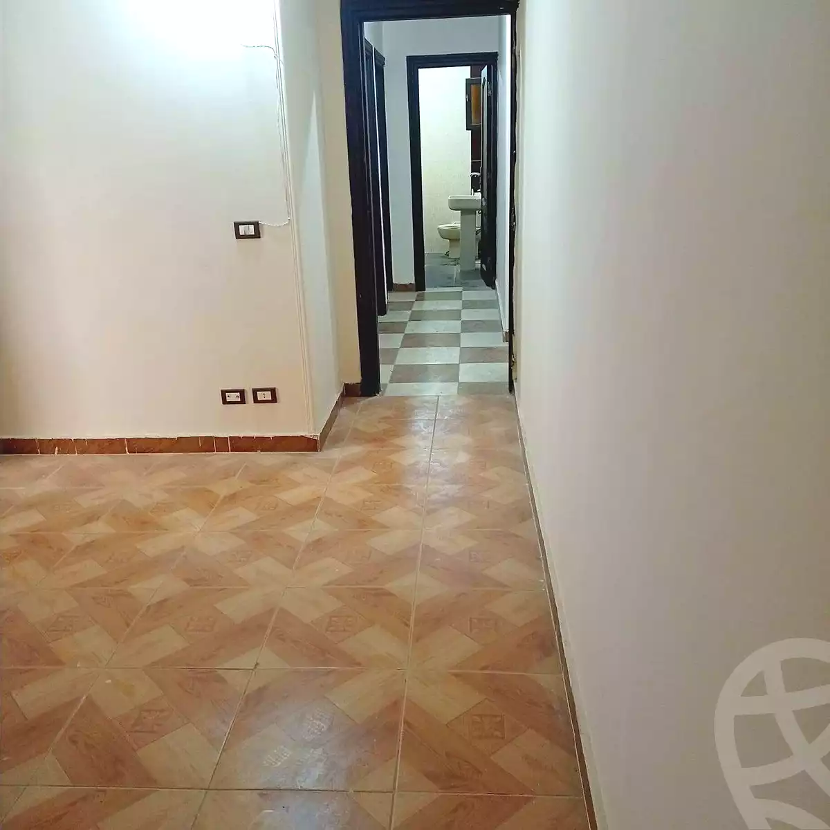 https://aqarmap.com.eg/ar/listing/7006309-for-rent-alexandria-al-agamy-lbytsh
