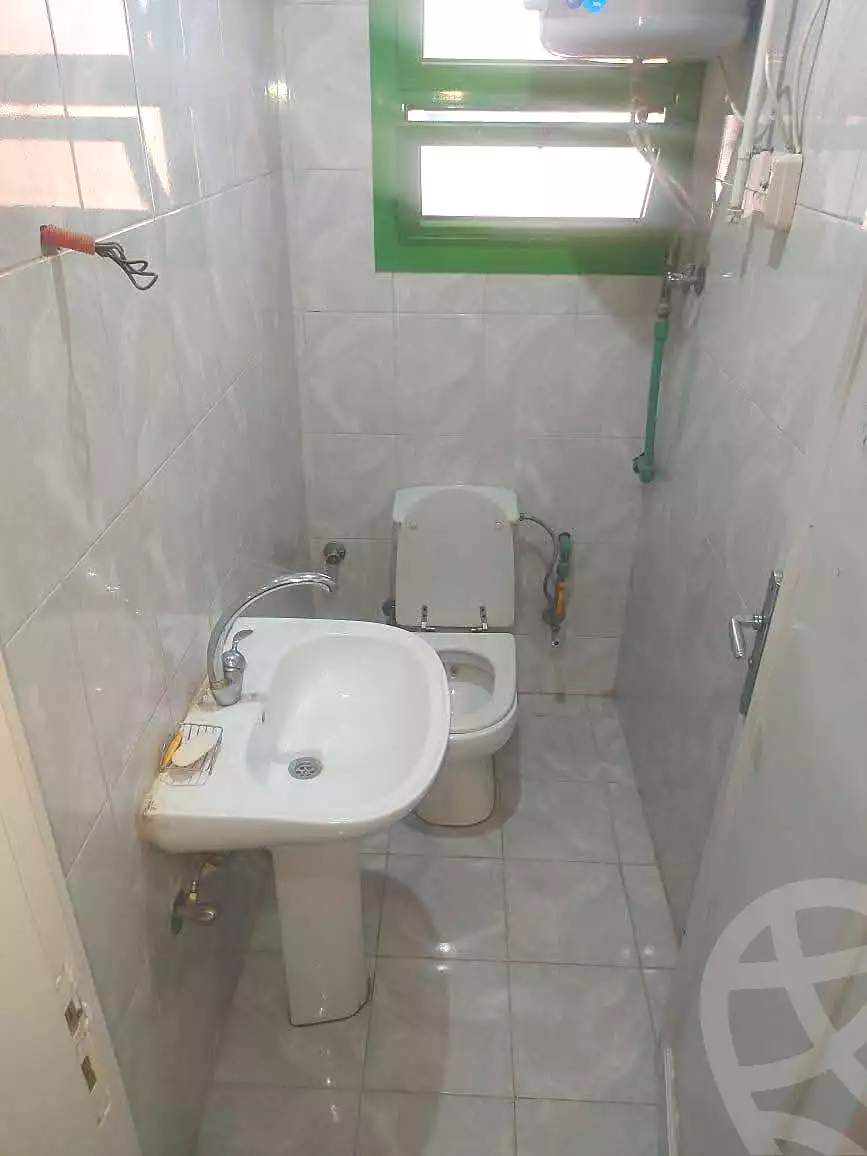 https://aqarmap.com.eg/ar/listing/7006361-for-sale-cairo-helwan-sherif-st