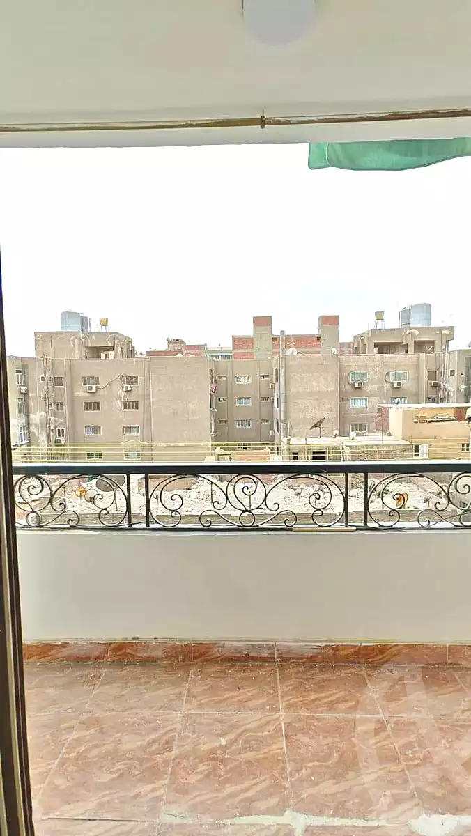 https://aqarmap.com.eg/en/listing/7006456-for-sale-cairo-helwan-ahmed-enci-st