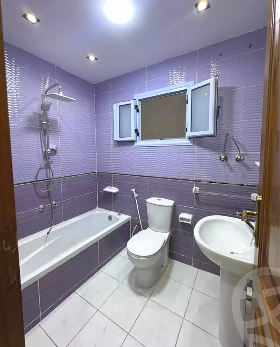 https://aqarmap.com.eg/ar/listing/7006632-for-sale-alexandria-sydy-bshr-sydy-bshr-bhry-shr-mhmwd-l-yswy
