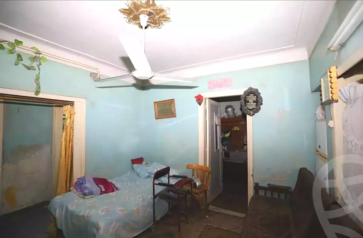 https://aqarmap.com.eg/ar/listing/7006850-for-sale-alexandria-ganaklis-shr-mrtdy-bsh