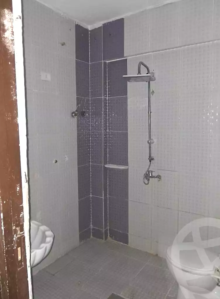 https://aqarmap.com.eg/ar/listing/7006929-for-sale-alexandria-al-agamy-el-hanouvel-el-salam-st