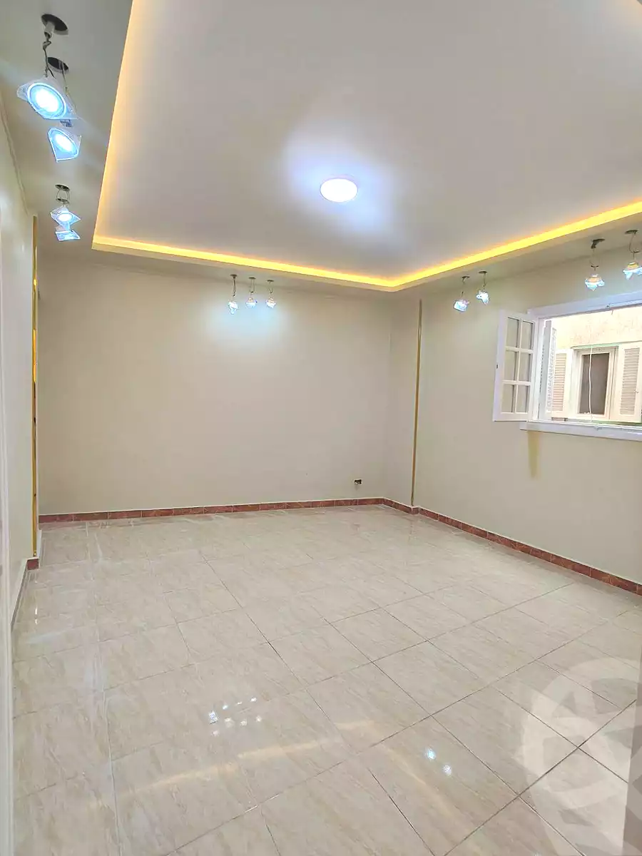 https://aqarmap.com.eg/en/listing/7007135-for-sale-alexandria-sydy-bshr-sydy-bshr-bhry-shr-khld-bn-lwlyd