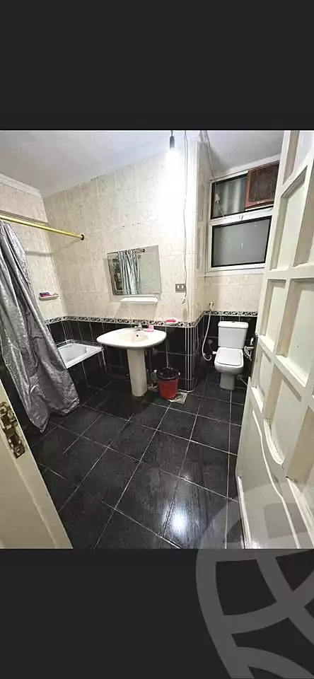https://aqarmap.com.eg/en/listing/7007226-for-sale-alexandria-ganaklis