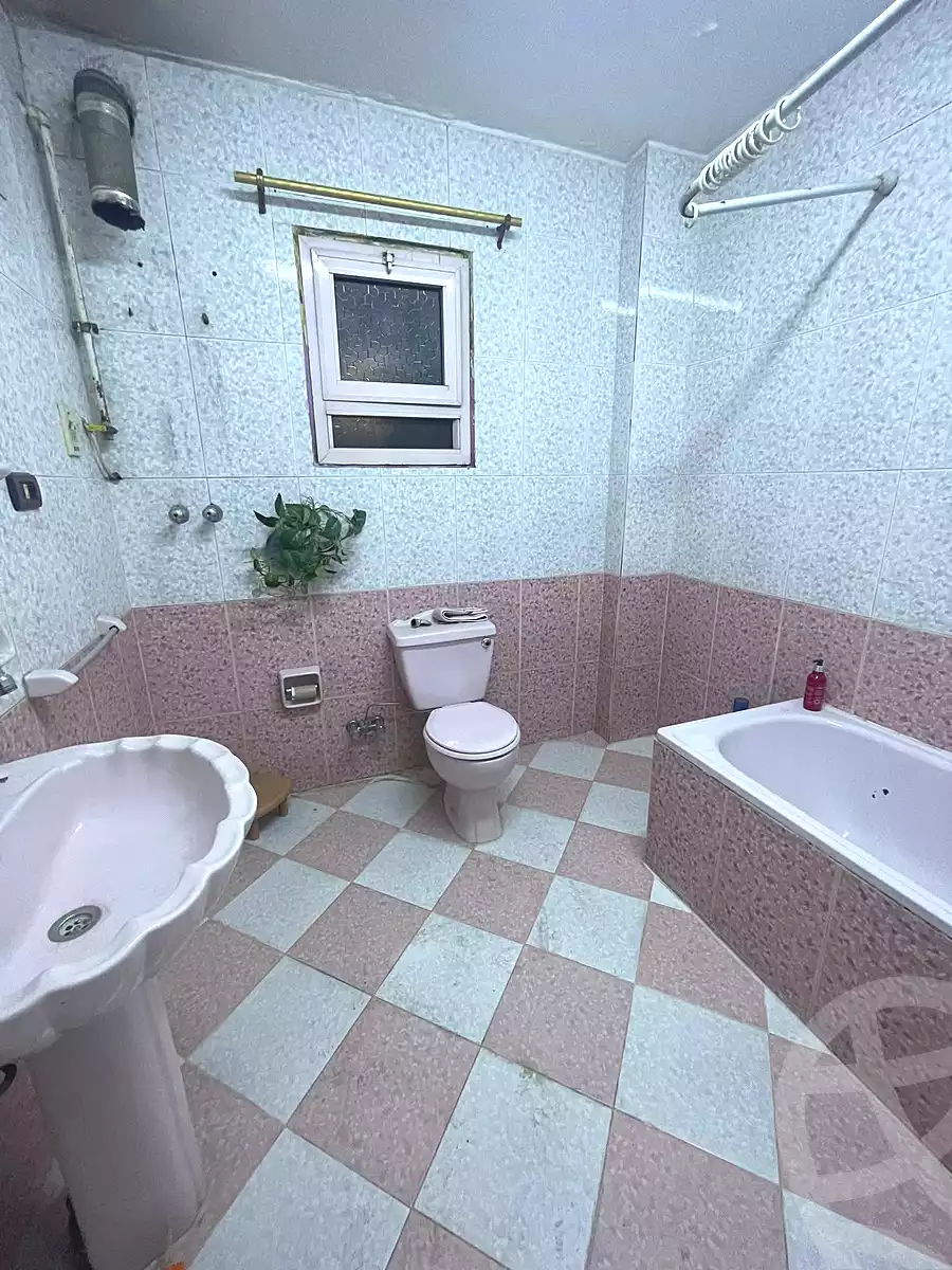 https://aqarmap.com.eg/en/listing/7007454-for-sale-cairo-hadayek-el-koba