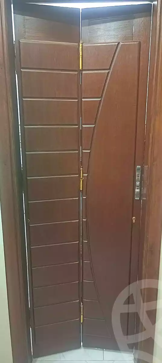 https://aqarmap.com.eg/en/listing/7008058-for-rent-cairo-nozha-2-el-khamseen-st
