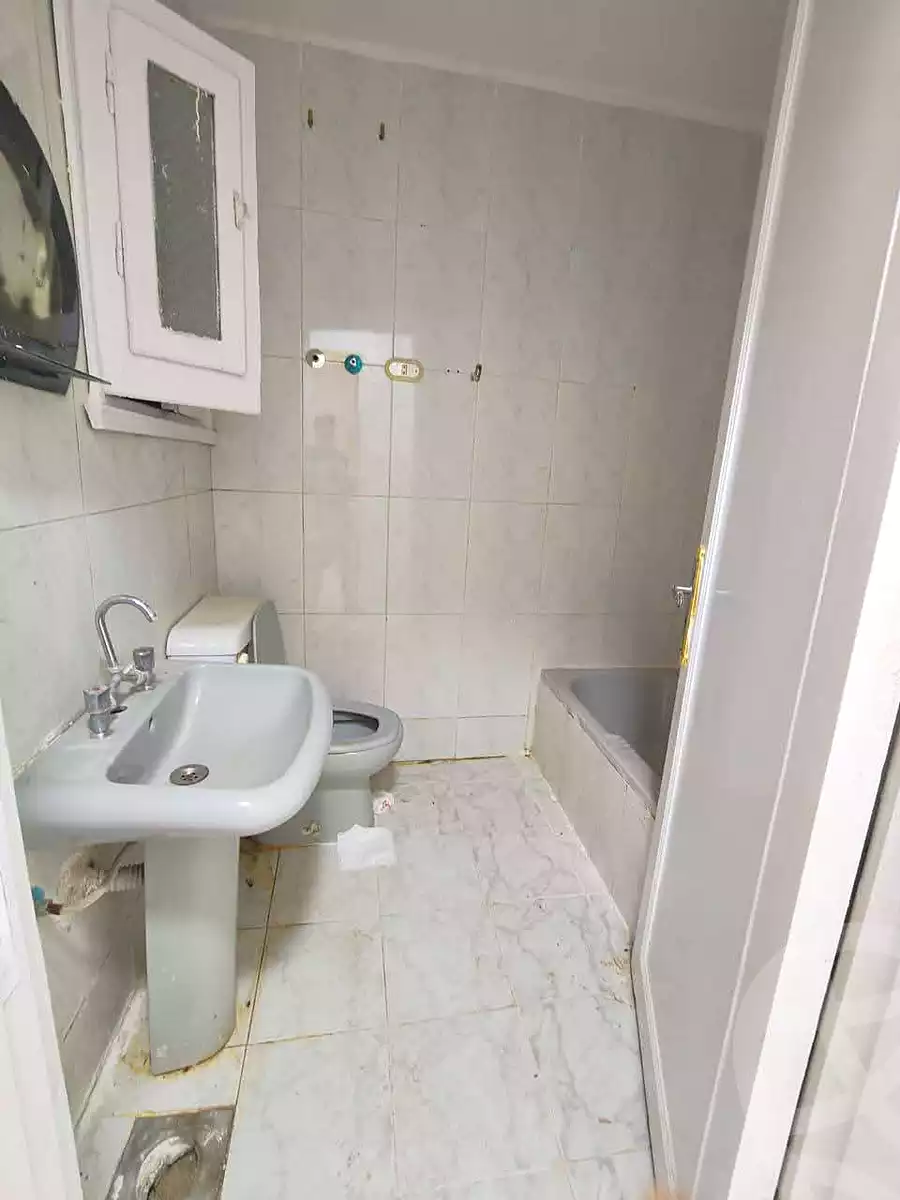 https://aqarmap.com.eg/ar/listing/7008258-for-sale-alexandria-al-agamy-shataa-el-nakheel