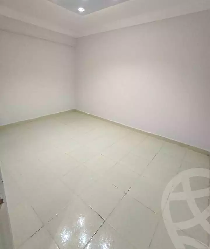 https://aqarmap.com.eg/en/listing/7008268-for-sale-alexandria-lsywf-el-falki