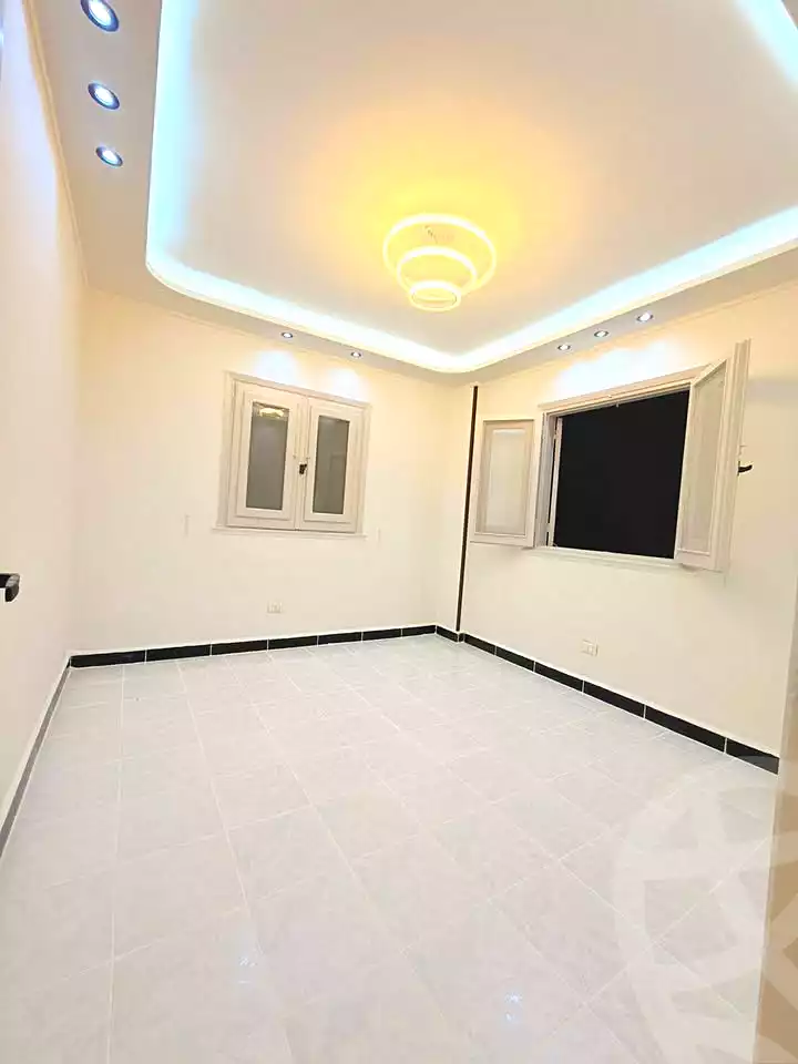 https://aqarmap.com.eg/en/listing/7008320-for-sale-alexandria-al-agamy-shataa-el-nakheel