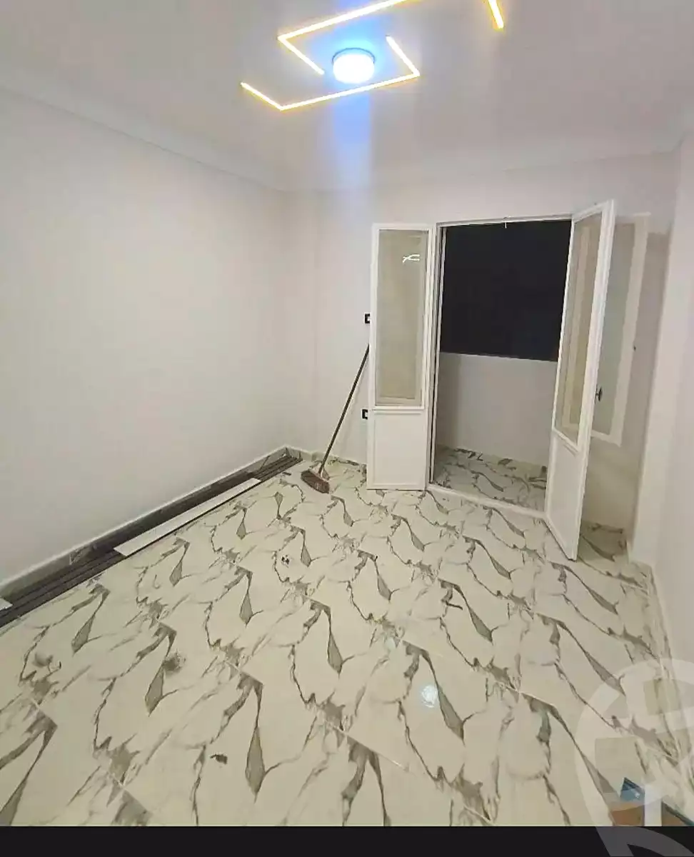 https://aqarmap.com.eg/en/listing/7008440-for-sale-alexandria-lsywf-el-falki