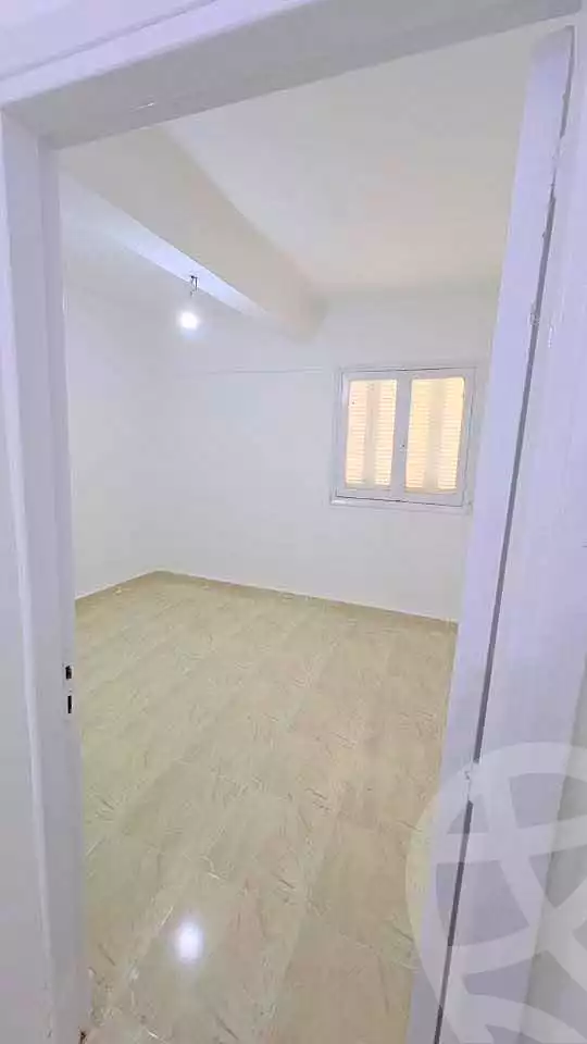 https://aqarmap.com.eg/ar/listing/7008454-for-rent-alexandria-miami-el-sebaey-st