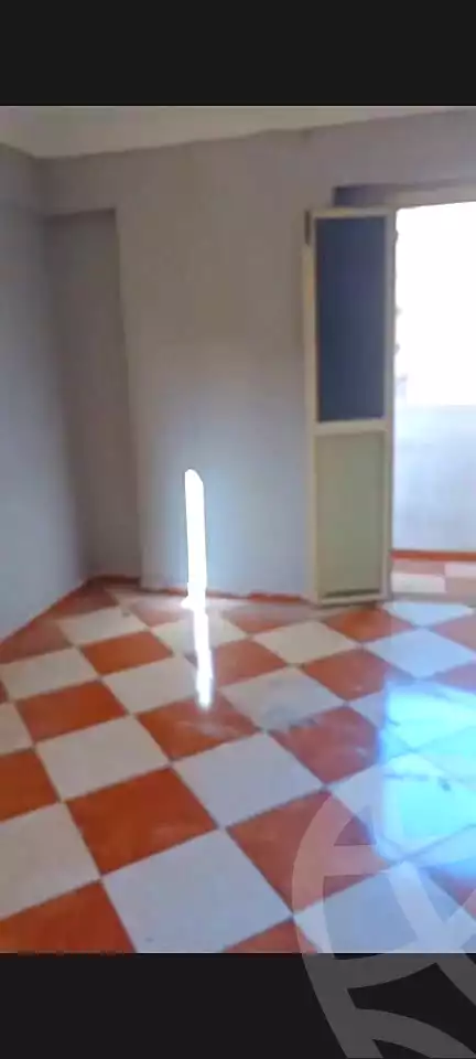 https://aqarmap.com.eg/ar/listing/7008471-for-sale-alexandria-sydy-bshr-sydy-bshr-bhry