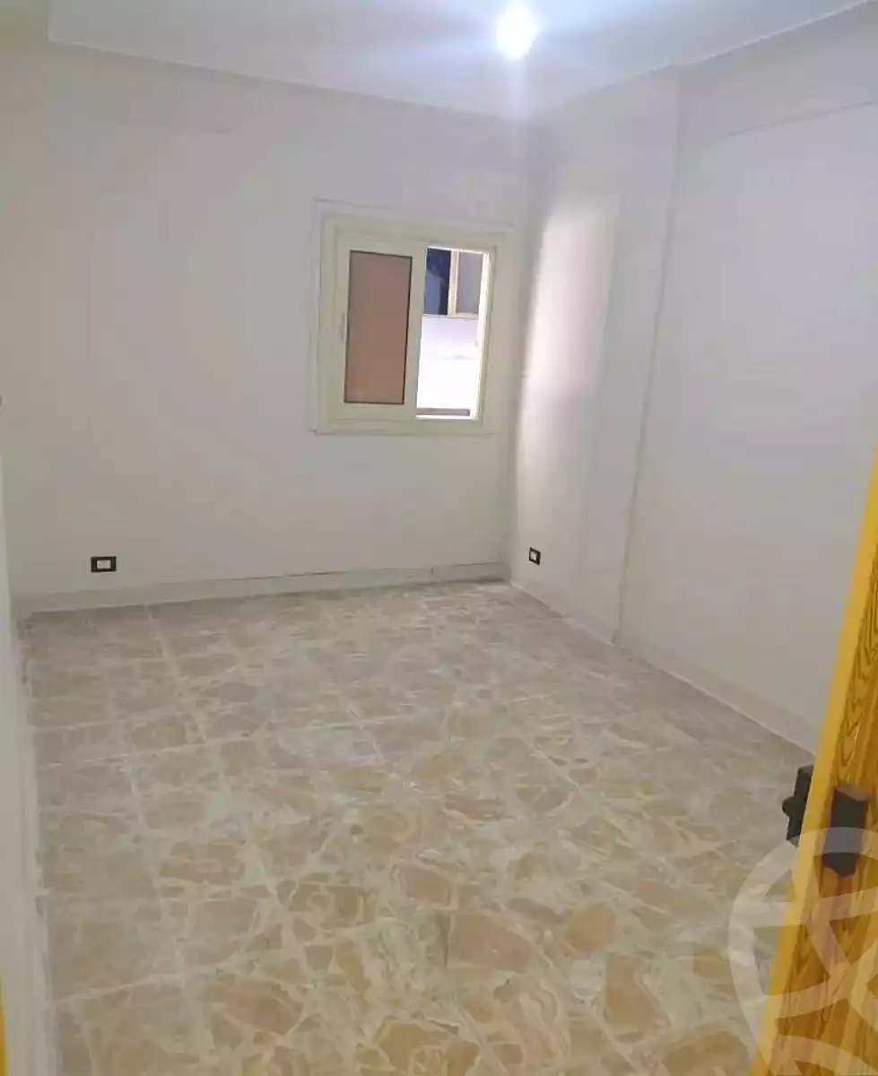 https://aqarmap.com.eg/en/listing/7008511-for-sale-alexandria-sydy-bshr-sydy-bshr-bhry-shr-khld-bn-lwlyd