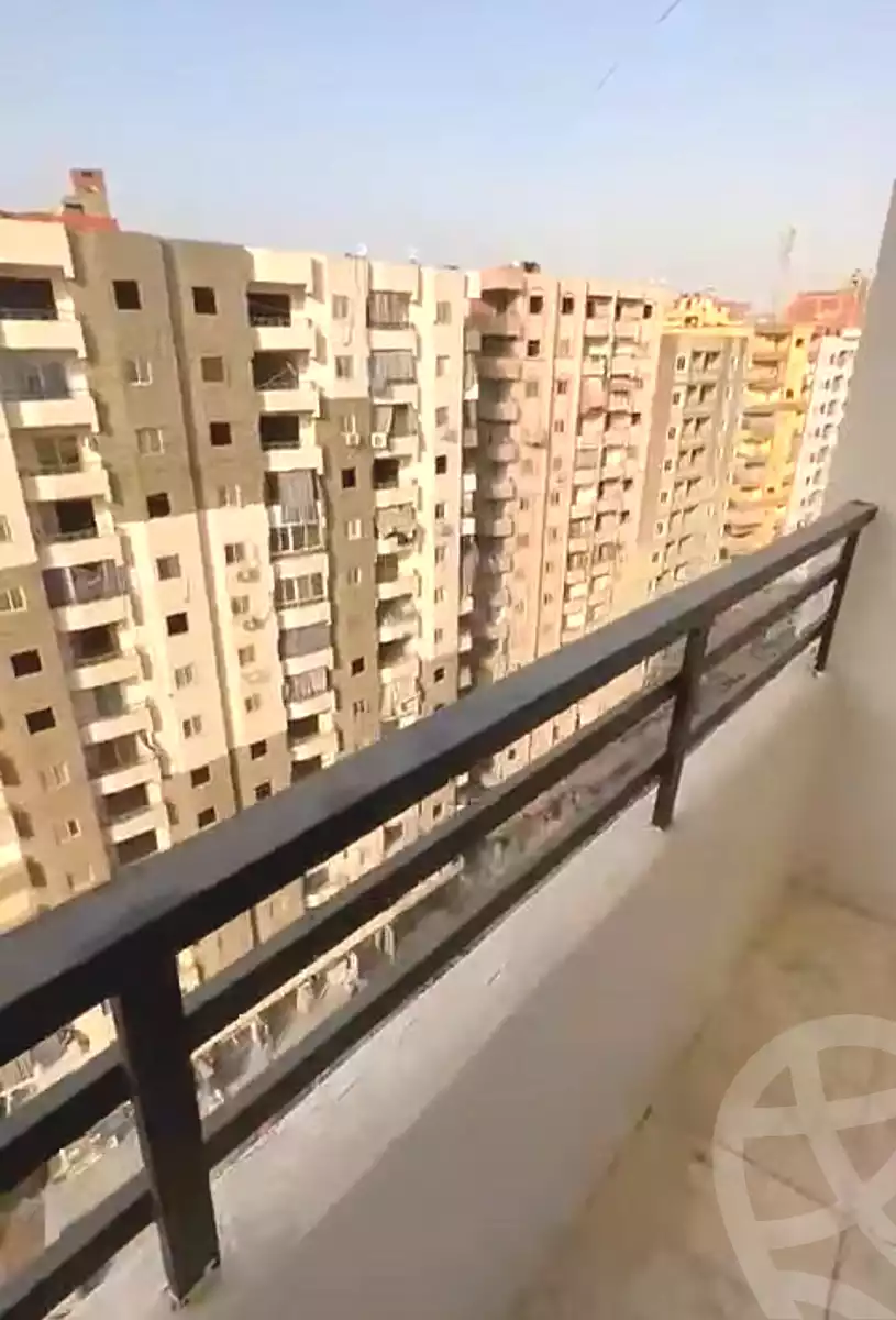 https://aqarmap.com.eg/ar/listing/7008564-for-sale-cairo-elnozha-Streettt-27