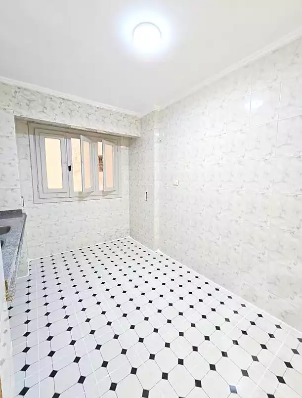 https://aqarmap.com.eg/en/listing/7008602-for-sale-alexandria-al-agamy-el-kilo-21