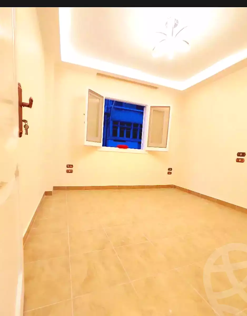 https://aqarmap.com.eg/ar/listing/7008563-for-sale-alexandria-sydy-bshr-sydy-bshr-bhry
