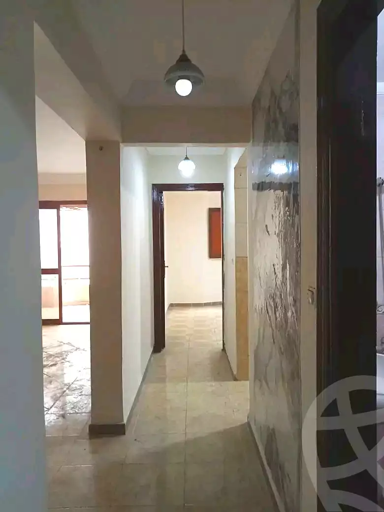 https://aqarmap.com.eg/ar/listing/7008695-for-sale-alexandria-sydy-bshr-sydy-bshr-bhry-shr-mhmwd-l-yswy