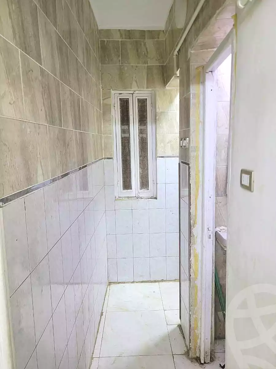 https://aqarmap.com.eg/ar/listing/7008702-for-sale-cairo-shoubra-jzyr-bdrn-ibn-al-rashid-st