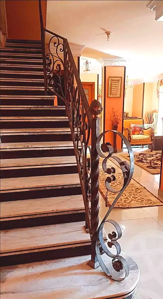 https://aqarmap.com.eg/ar/listing/7008710-for-sale-alexandria-al-agamy-lbytsh-sabrin-st