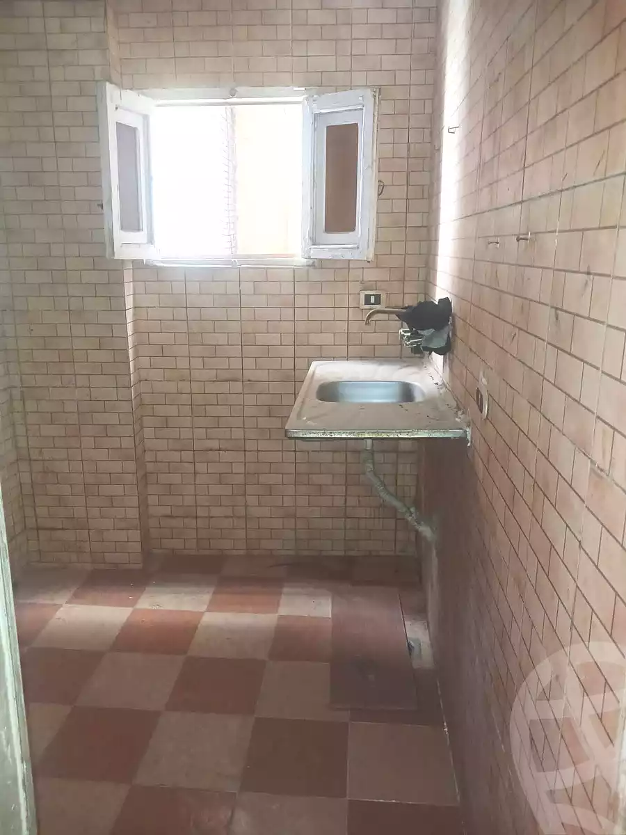 https://aqarmap.com.eg/en/listing/7008871-for-sale-alexandria-al-agamy-el-hanouvel