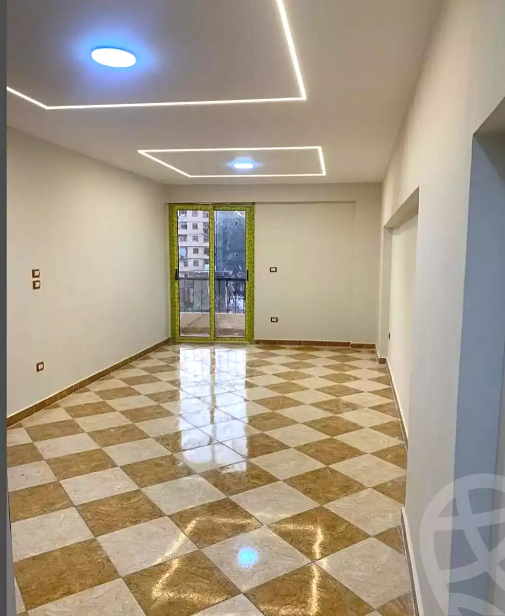 https://aqarmap.com.eg/en/listing/7008889-for-sale-alexandria-miami-shr-jml-bd-lnsr