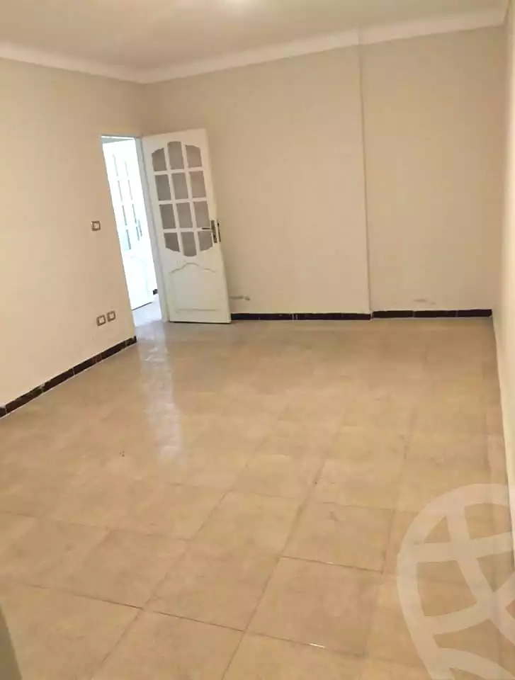 https://aqarmap.com.eg/en/listing/7009027-for-sale-alexandria-miami-iskandar-ibrahim-st