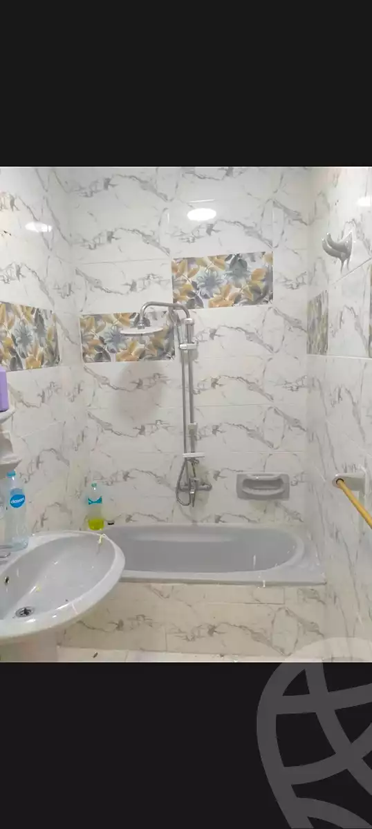 https://aqarmap.com.eg/ar/listing/7009329-for-sale-alexandria-al-agamy-el-hanouvel-al-haded-we-al-soulb-st