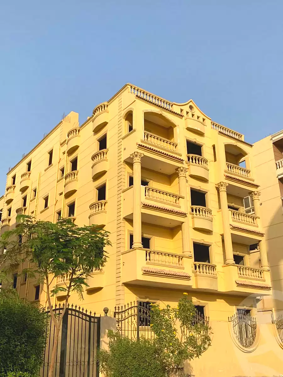 https://aqarmap.com.eg/ar/listing/7009740-for-sale-cairo-6th-of-october-el-tawsaat-el-shamalya-hy-2000-qt