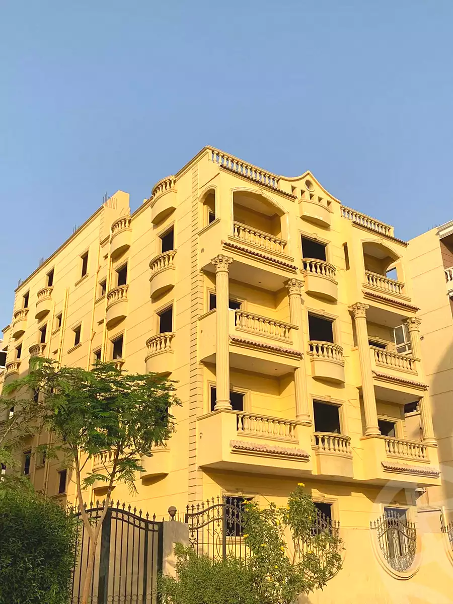 https://aqarmap.com.eg/ar/listing/7009740-for-sale-cairo-6th-of-october-el-tawsaat-el-shamalya-hy-2000-qt