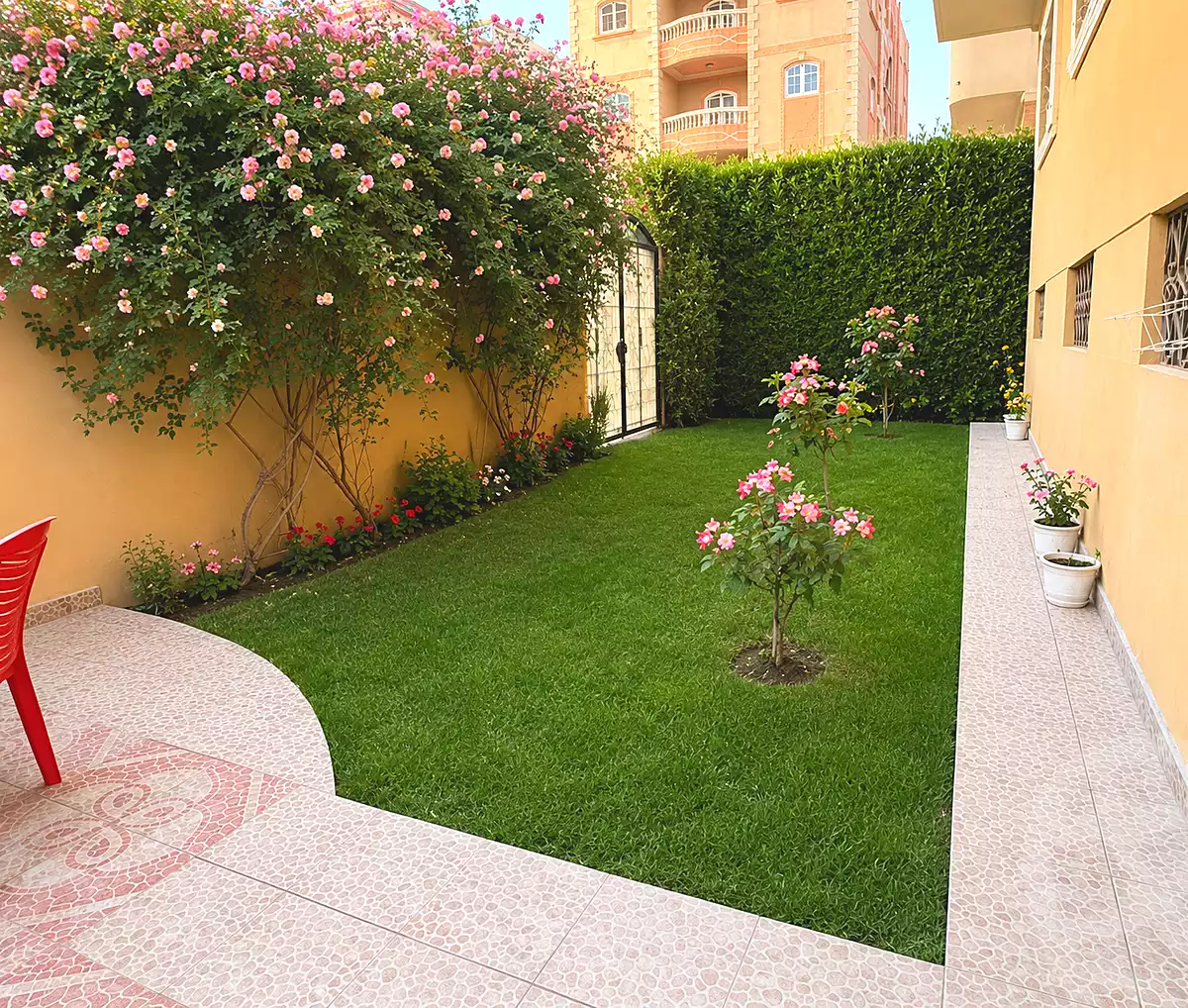 https://aqarmap.com.eg/ar/listing/7006294-for-sale-cairo-15th-of-may-Neighbourhood 10