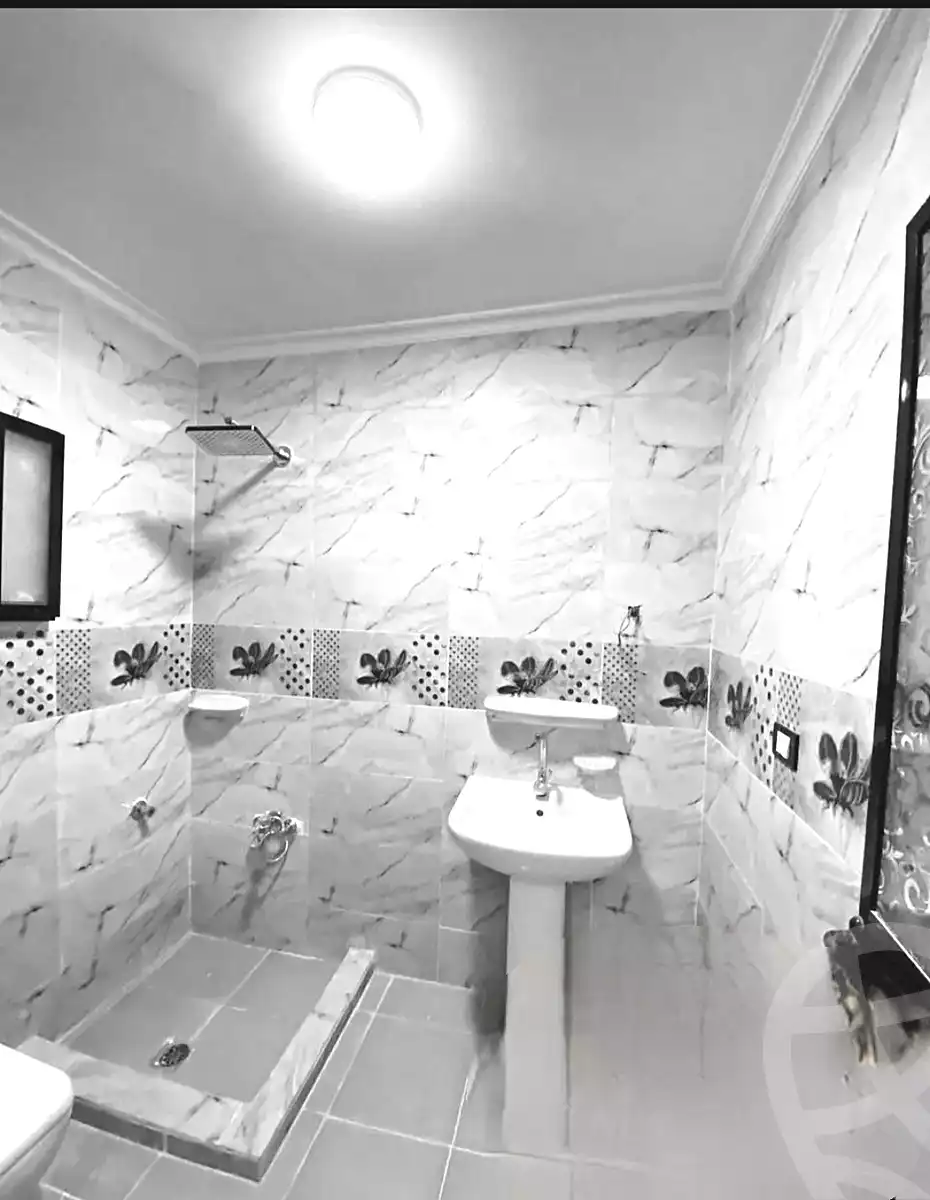 https://aqarmap.com.eg/ar/listing/7009867-for-sale-alexandria-al-agamy-lbytsh-shahr-al-assal-st