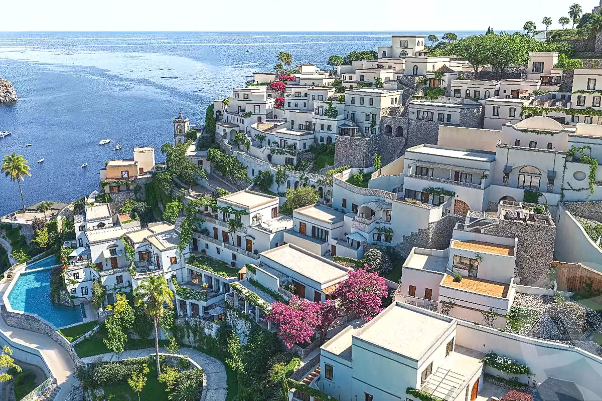 https://aqarmap.com.eg/en/listing/7010093-for-sale-north-coast-resorts-south-med-resort-tmg