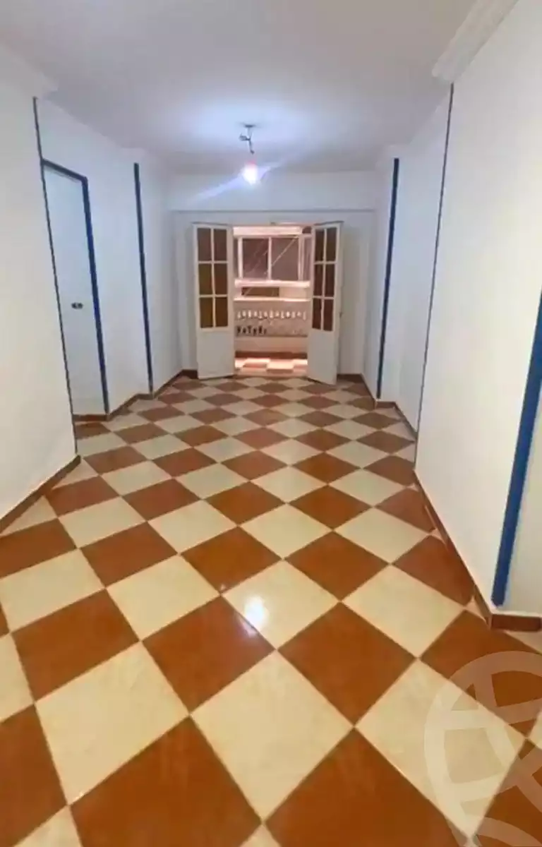 https://aqarmap.com.eg/ar/listing/7010173-for-rent-alexandria-miami-street-56