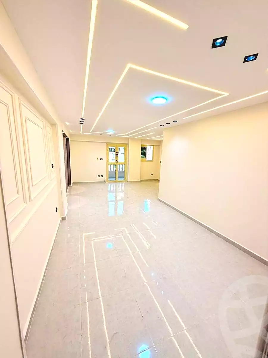 https://aqarmap.com.eg/ar/listing/7010204-for-sale-alexandria-sydy-bshr-sydy-bshr-bhry-amr-el-nogomy-st
