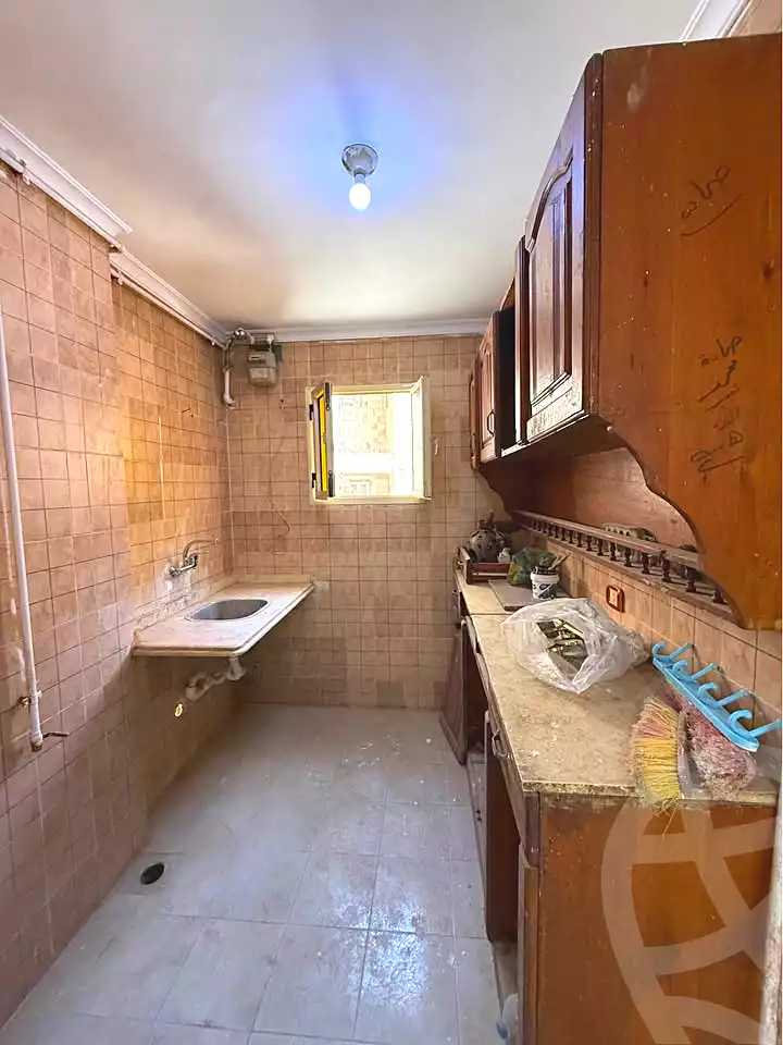 https://aqarmap.com.eg/ar/listing/7010235-for-sale-alexandria-miami-street-57