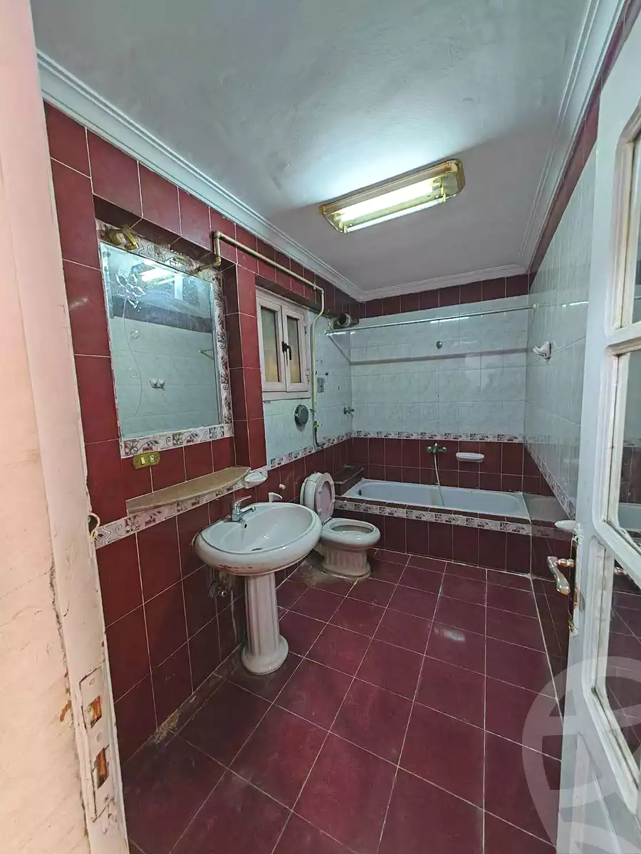 https://aqarmap.com.eg/ar/listing/7010330-for-sale-cairo-helwan-helwan-el-sharkeya-khesro-basha-st