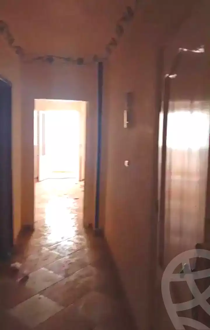 https://aqarmap.com.eg/en/listing/7010420-for-sale-alexandria-al-agamy-el-hanouvel-el-warsha-st