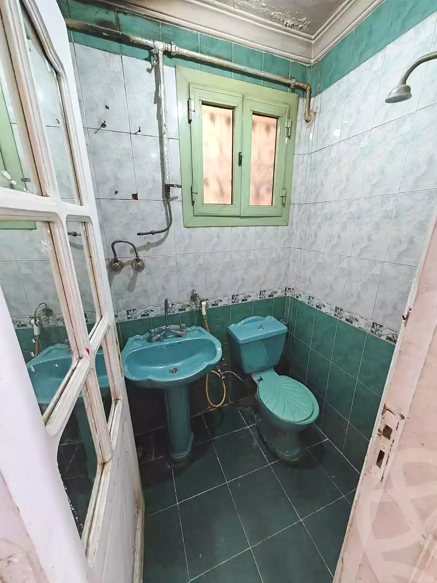 https://aqarmap.com.eg/en/listing/7010475-for-sale-cairo-helwan-helwan-el-sharkeya-khesro-basha-st