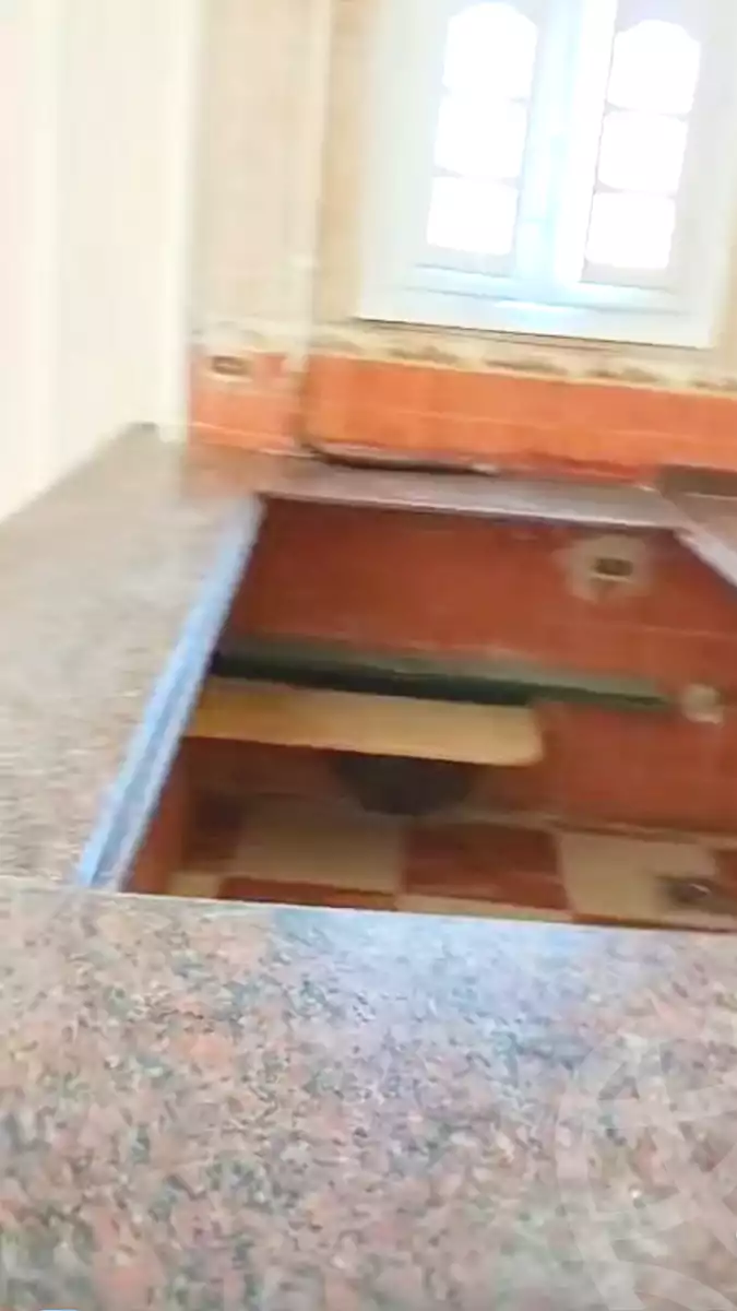 https://aqarmap.com.eg/en/listing/7010497-for-sale-alexandria-al-agamy-el-hanouvel