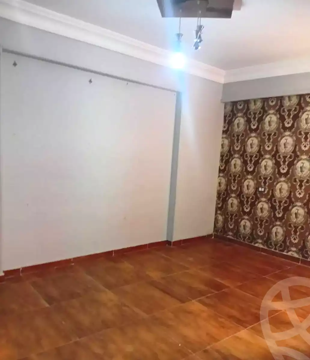 https://aqarmap.com.eg/ar/listing/7010572-for-sale-alexandria-sydy-bshr-sydy-bshr-bhry