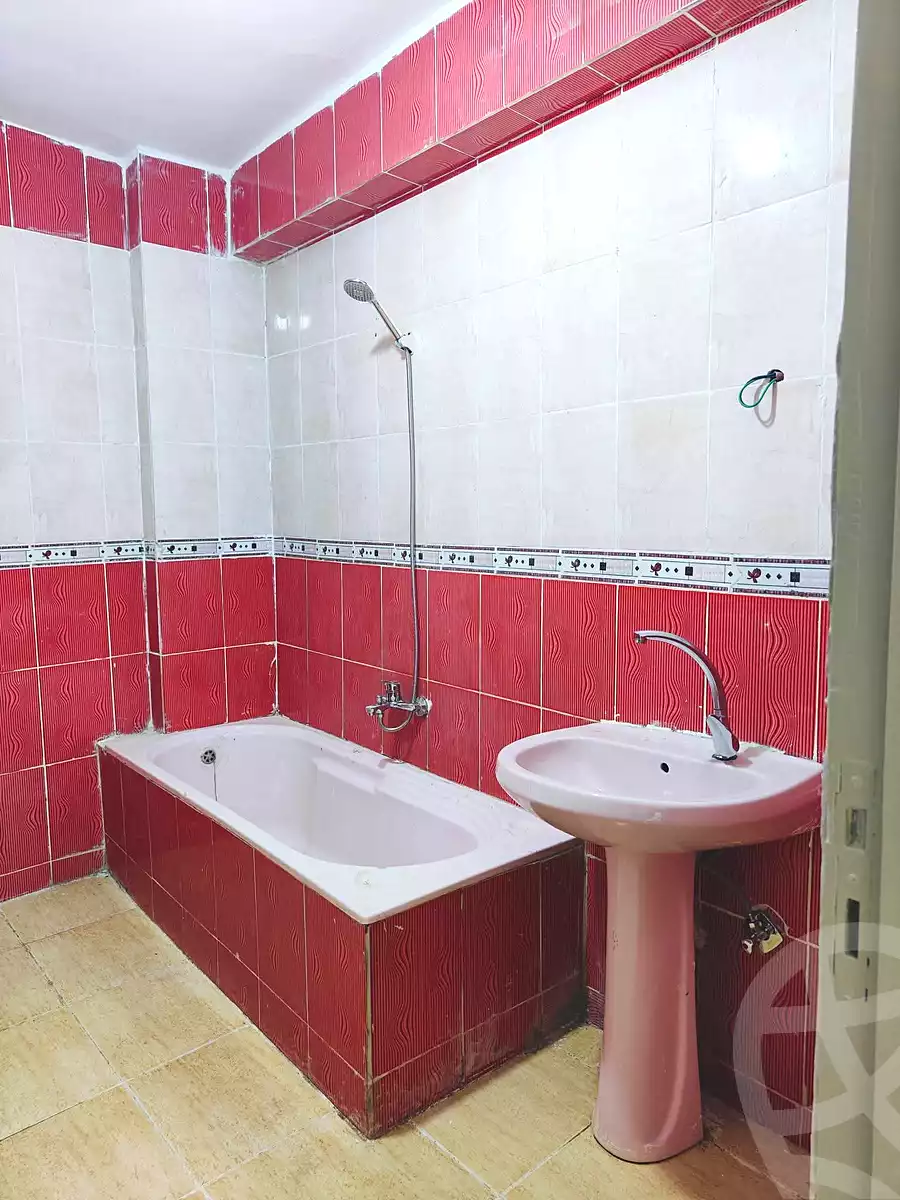 https://aqarmap.com.eg/en/listing/7010571-for-sale-alexandria-al-agamy-el-hanouvel-rich-home-st
