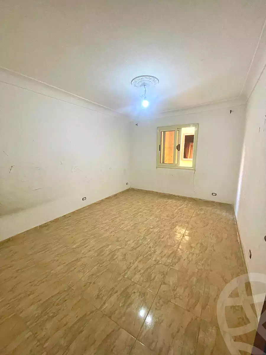 https://aqarmap.com.eg/ar/listing/7010631-for-sale-alexandria-al-agamy-lbytsh-shahr-al-assal-st