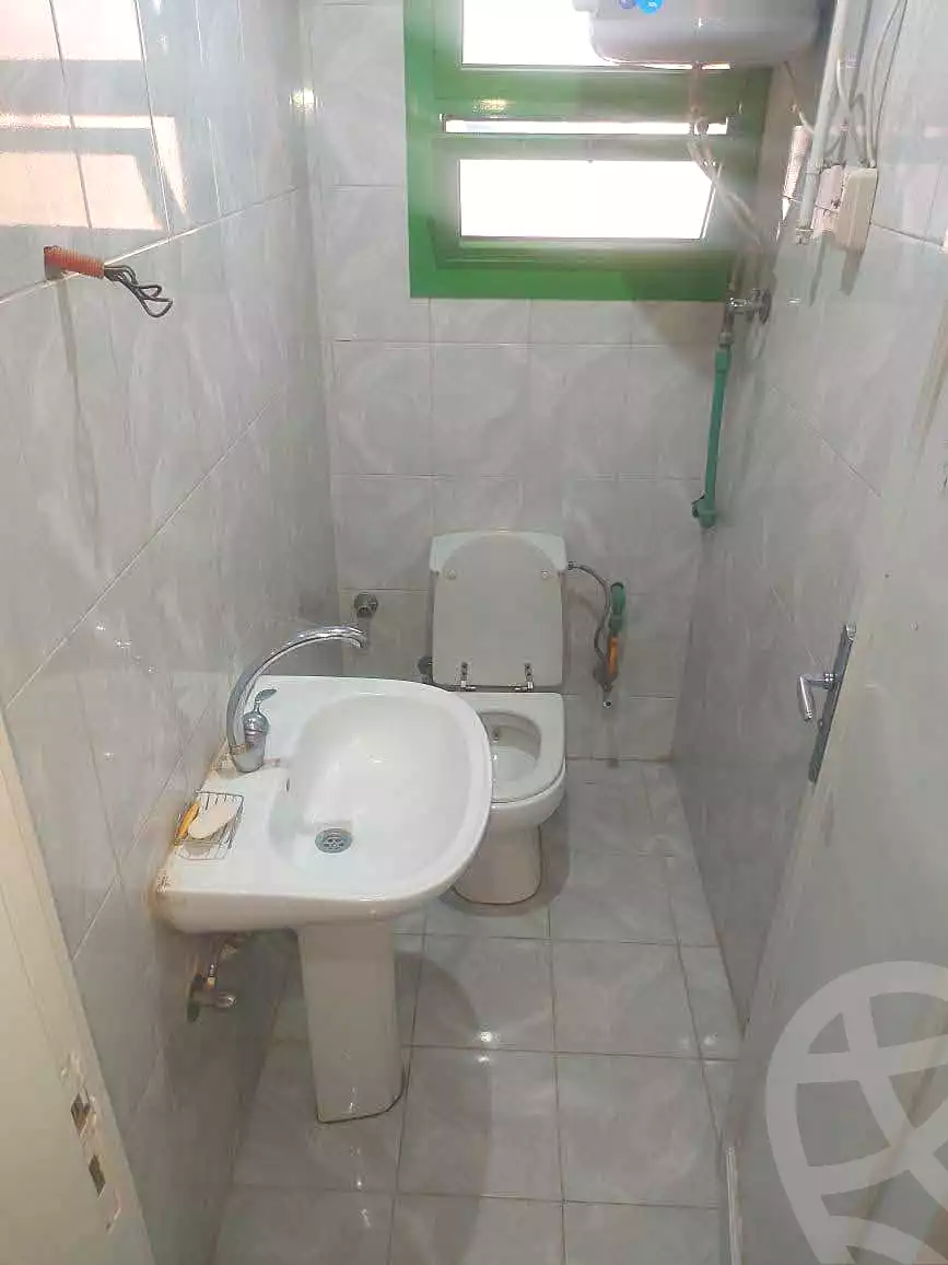 https://aqarmap.com.eg/ar/listing/7010664-for-sale-cairo-helwan-sherif-st