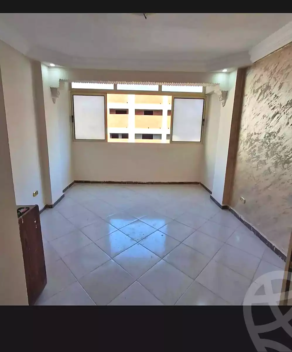 https://aqarmap.com.eg/en/listing/7010709-for-sale-alexandria-lsywf-el-falki