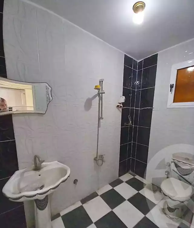 https://aqarmap.com.eg/en/listing/7010928-for-sale-alexandria-al-agamy-lbytsh-el-hanafeya-st