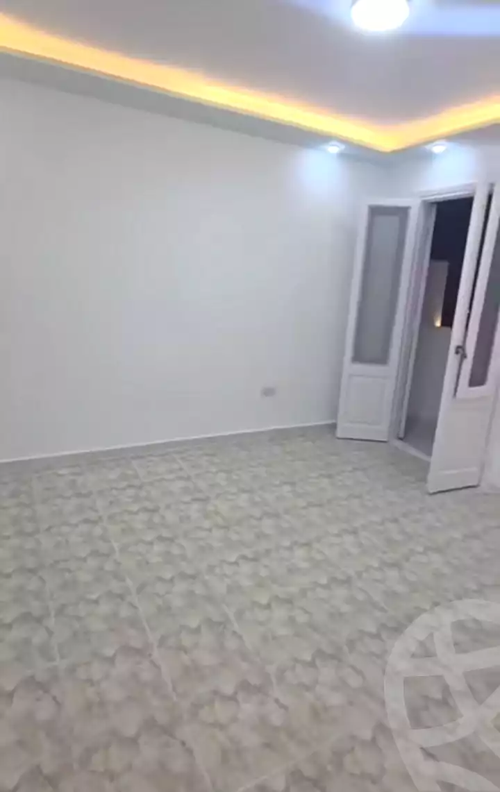 https://aqarmap.com.eg/en/listing/7011013-for-sale-alexandria-al-agamy-shataa-el-nakheel